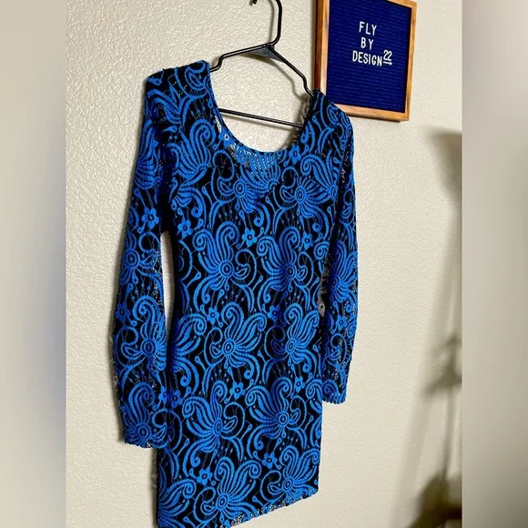 🔥 Gorgeous EUC Charlotte Russe Dress - Picture 1 of 4